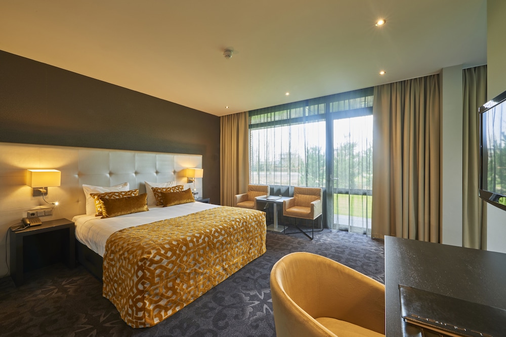 Van Der Valk Almere 12/49