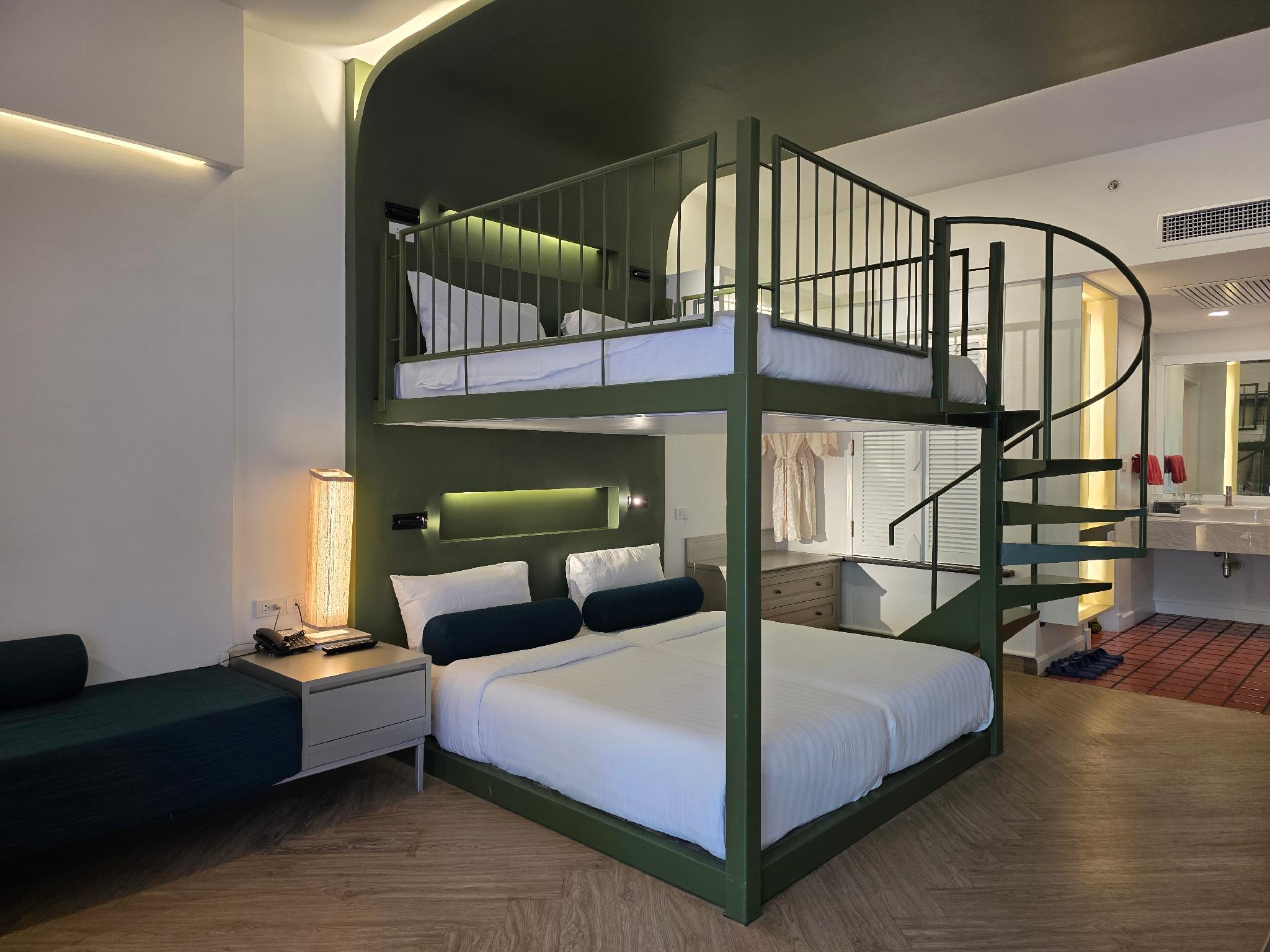 Family Suite