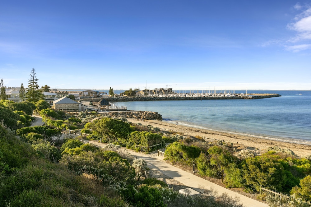 QUEST FREMANTLE 22/51