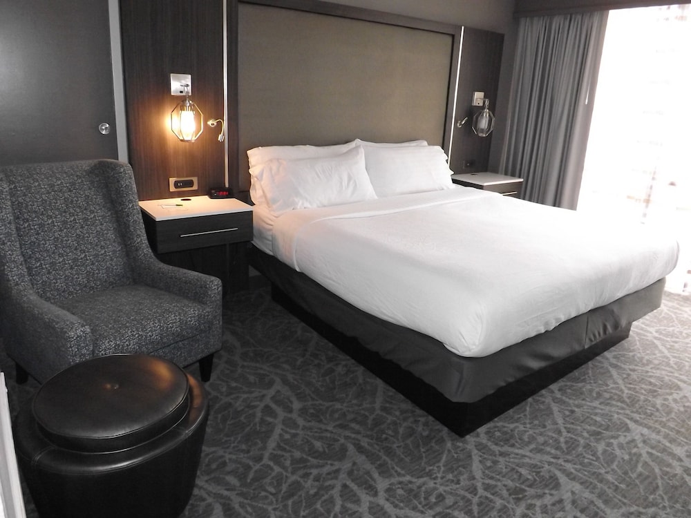 Holiday Inn Downtown Memphis 11/57