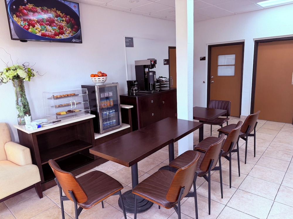 Motel6 Albert Lea, MN 42/59