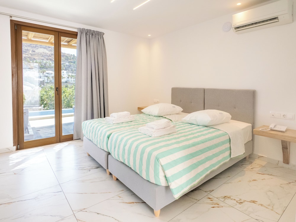Paradise Beach Resort - Adults Only 20/69