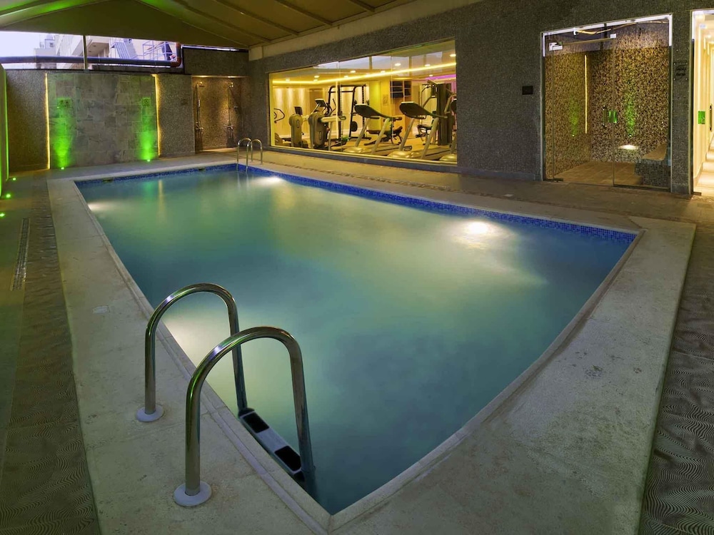 أجنحة نوفوتيل الرياض العليا(Novotel Suites Olaya Riyadh) 37/61