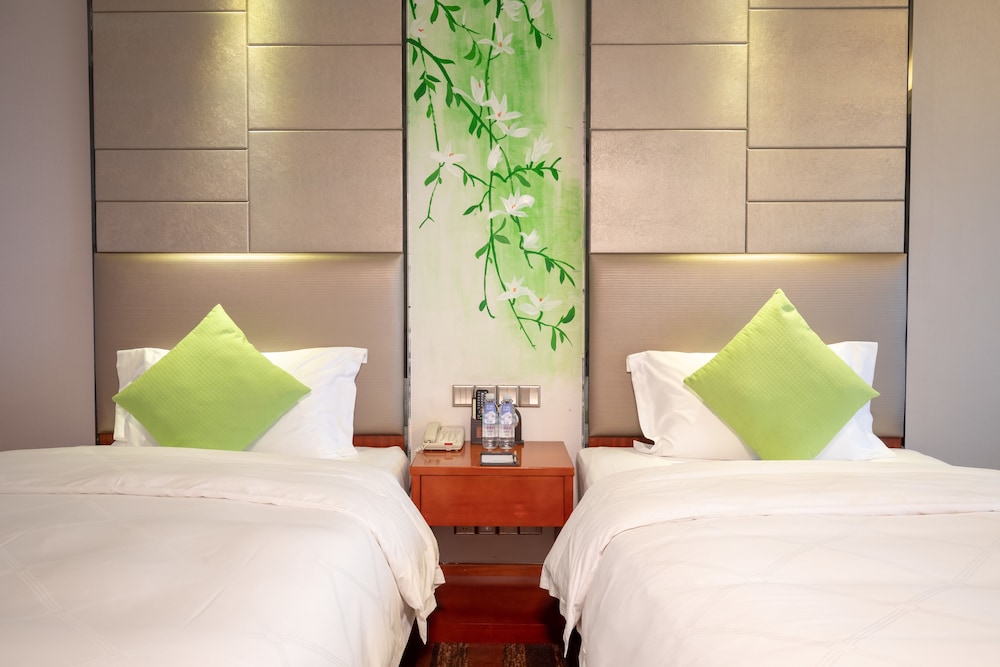 Zhangjiajie Huatian Hotel 8/62