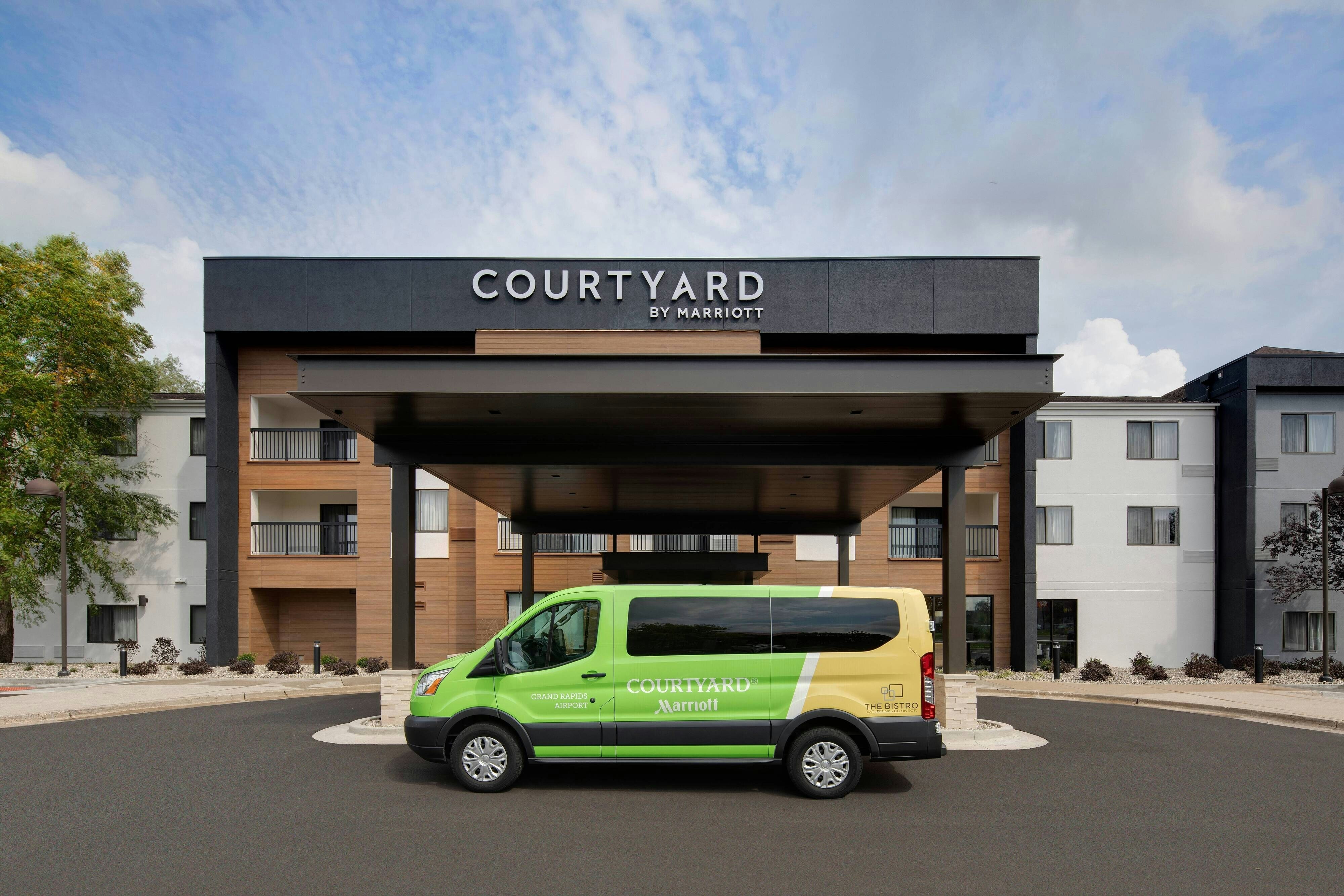 Courtyard Grand Rapids Airport 19/19