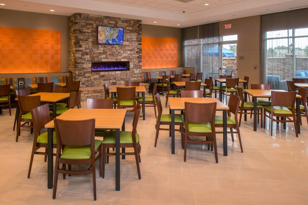 Fairfield Inn And Suites Washington 28/50