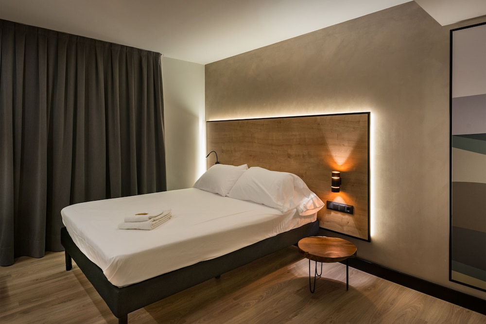 ibis Styles Figueres Ronda 14/49