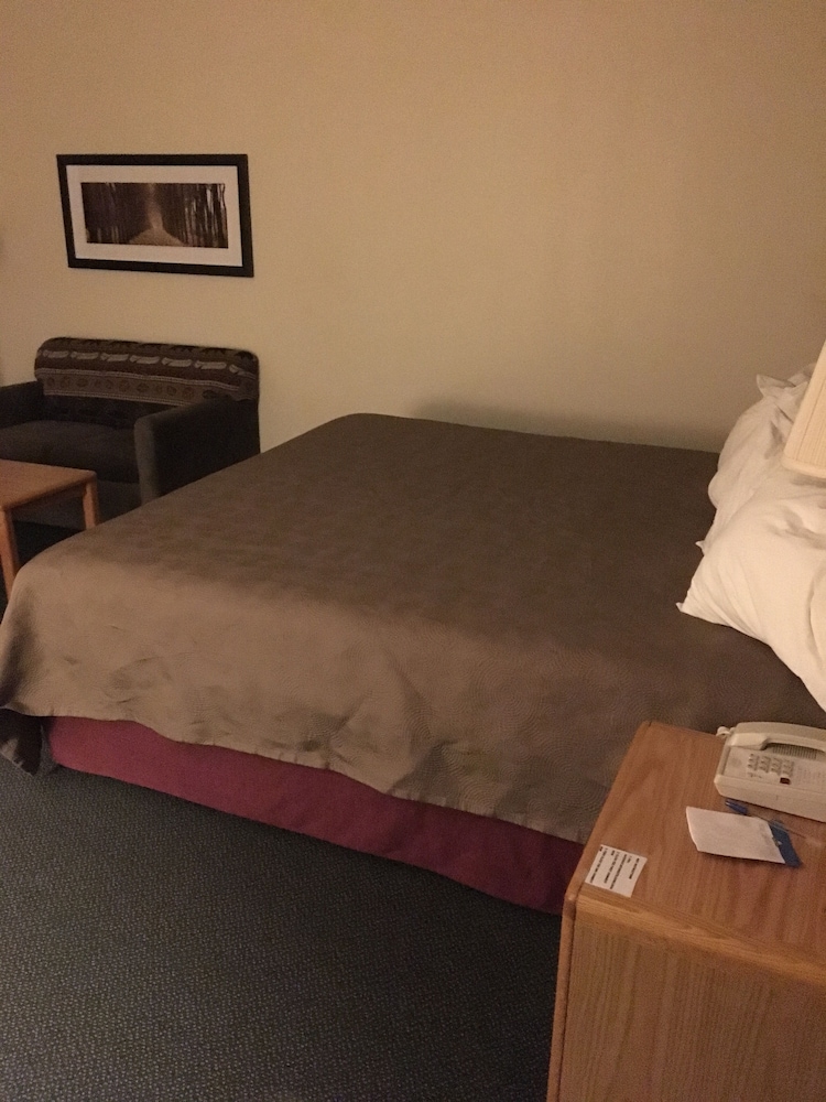 Mooselake Lodge 12/30
