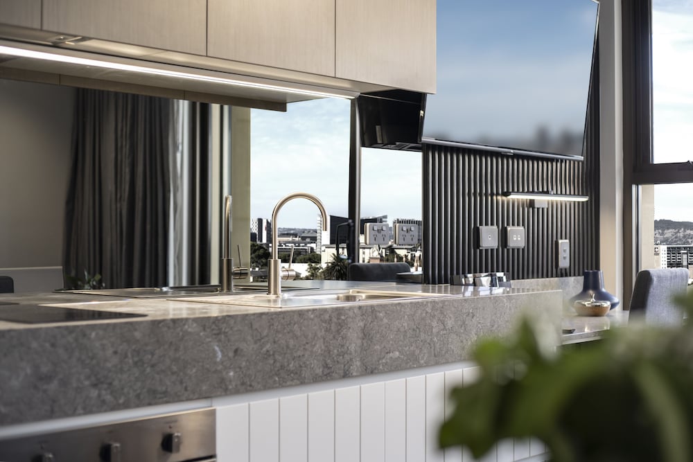 Majestic M Suites 25/28