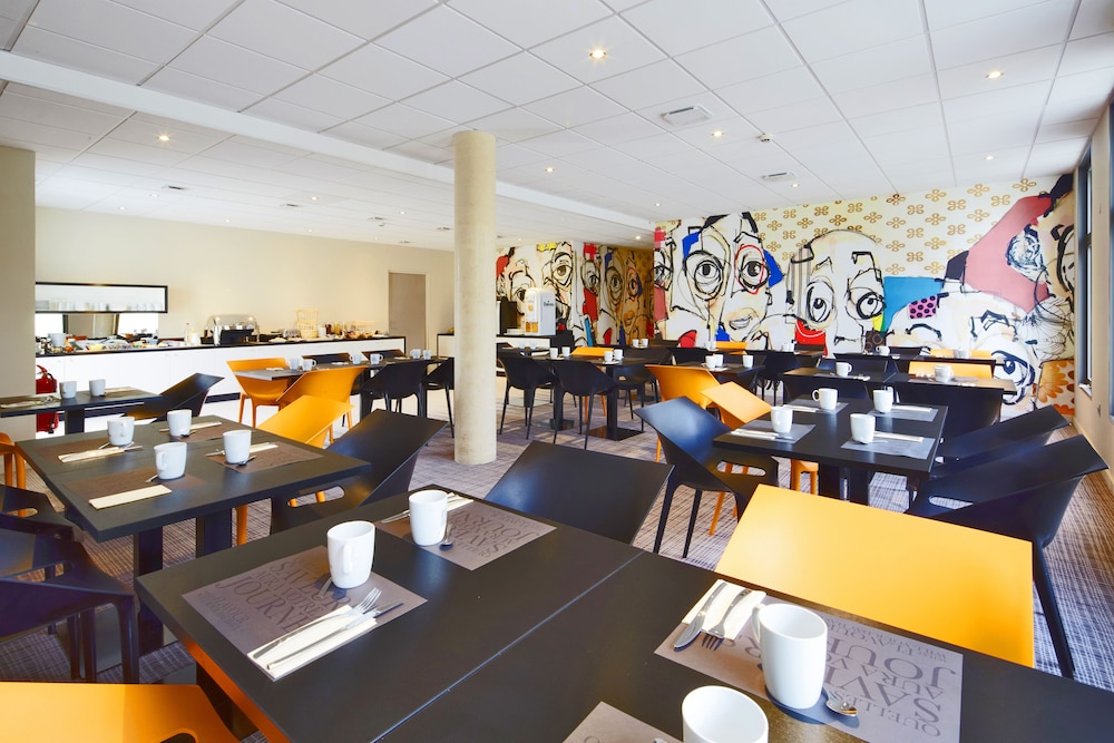KYRIAD TROYES CENTRE 36/50