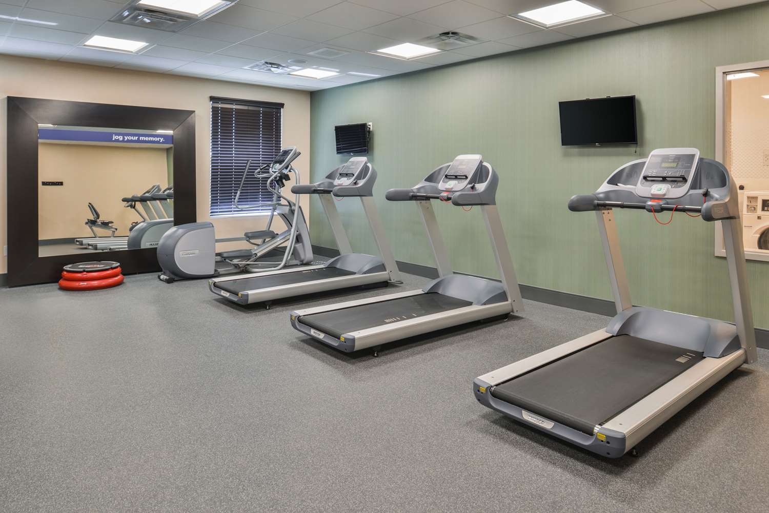 Hampton Inn And Suites Altoona Des Moines 30/52
