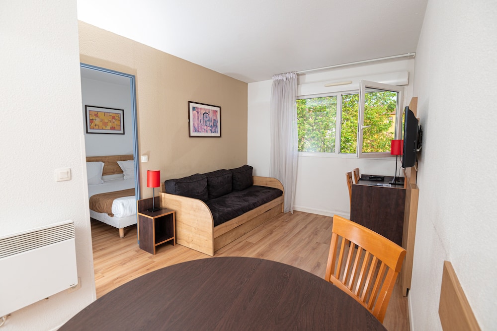 Privilodges Apparthotel Lyon Lumiere 17/26