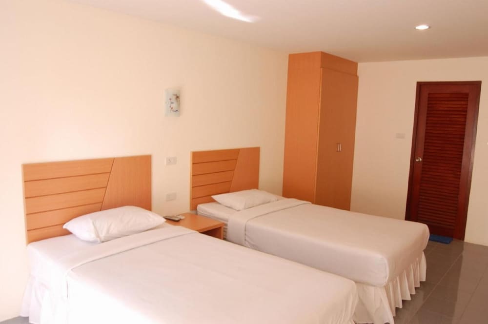 Baan Manthana Hotel 14/50