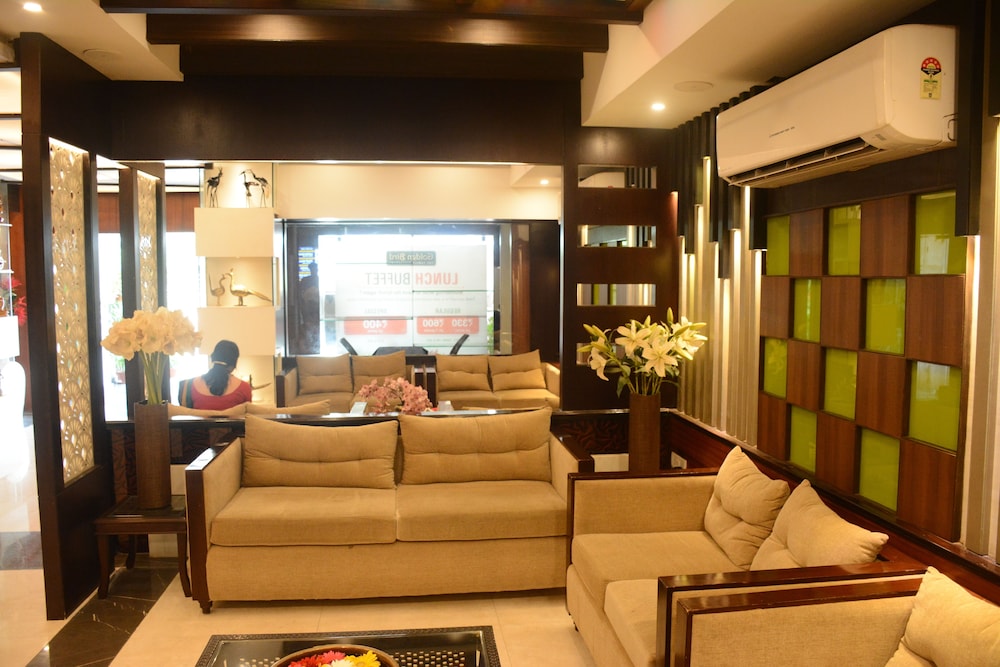 Hotel Pushpak 49/74