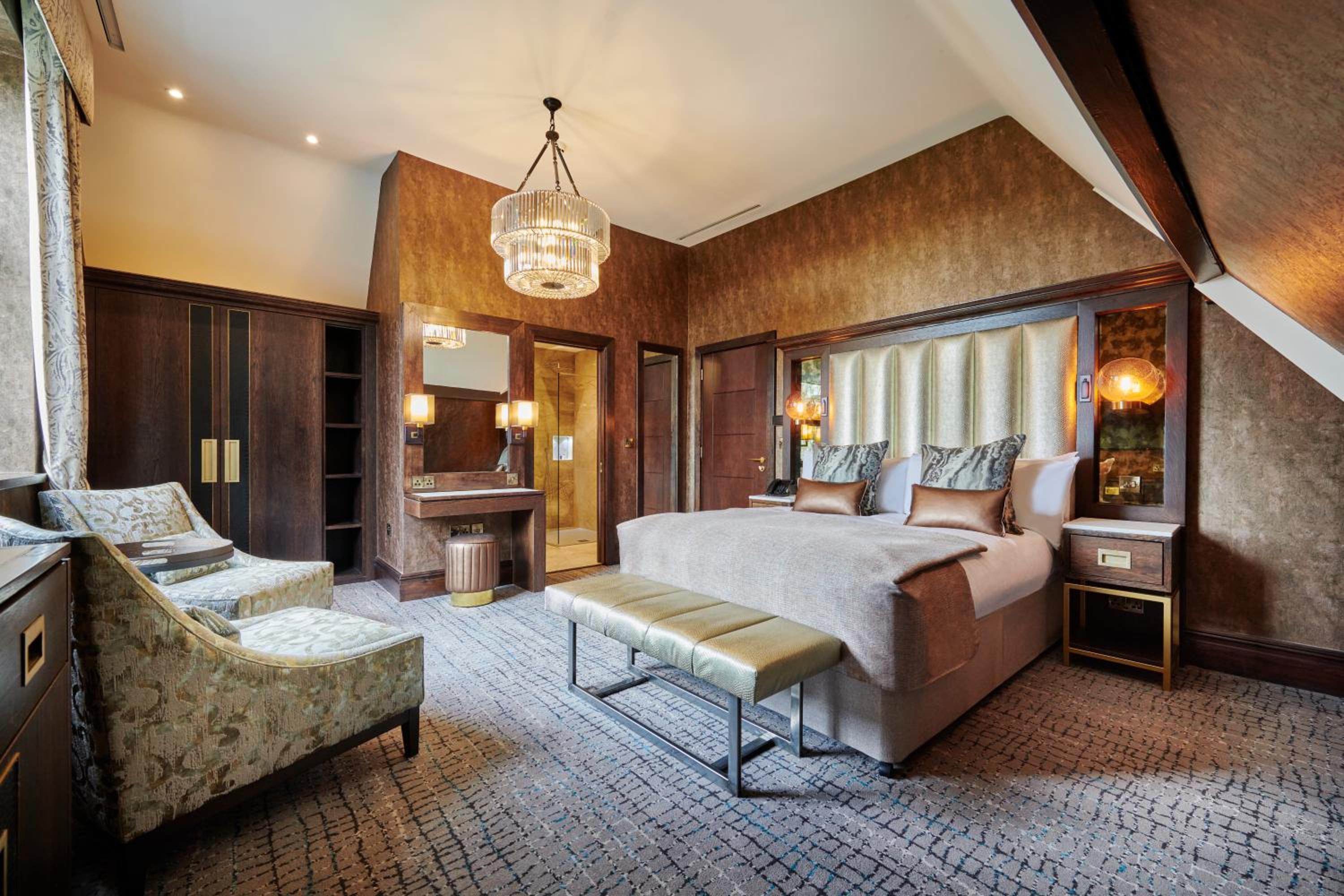 SUPERIOR, DOUBLE BED