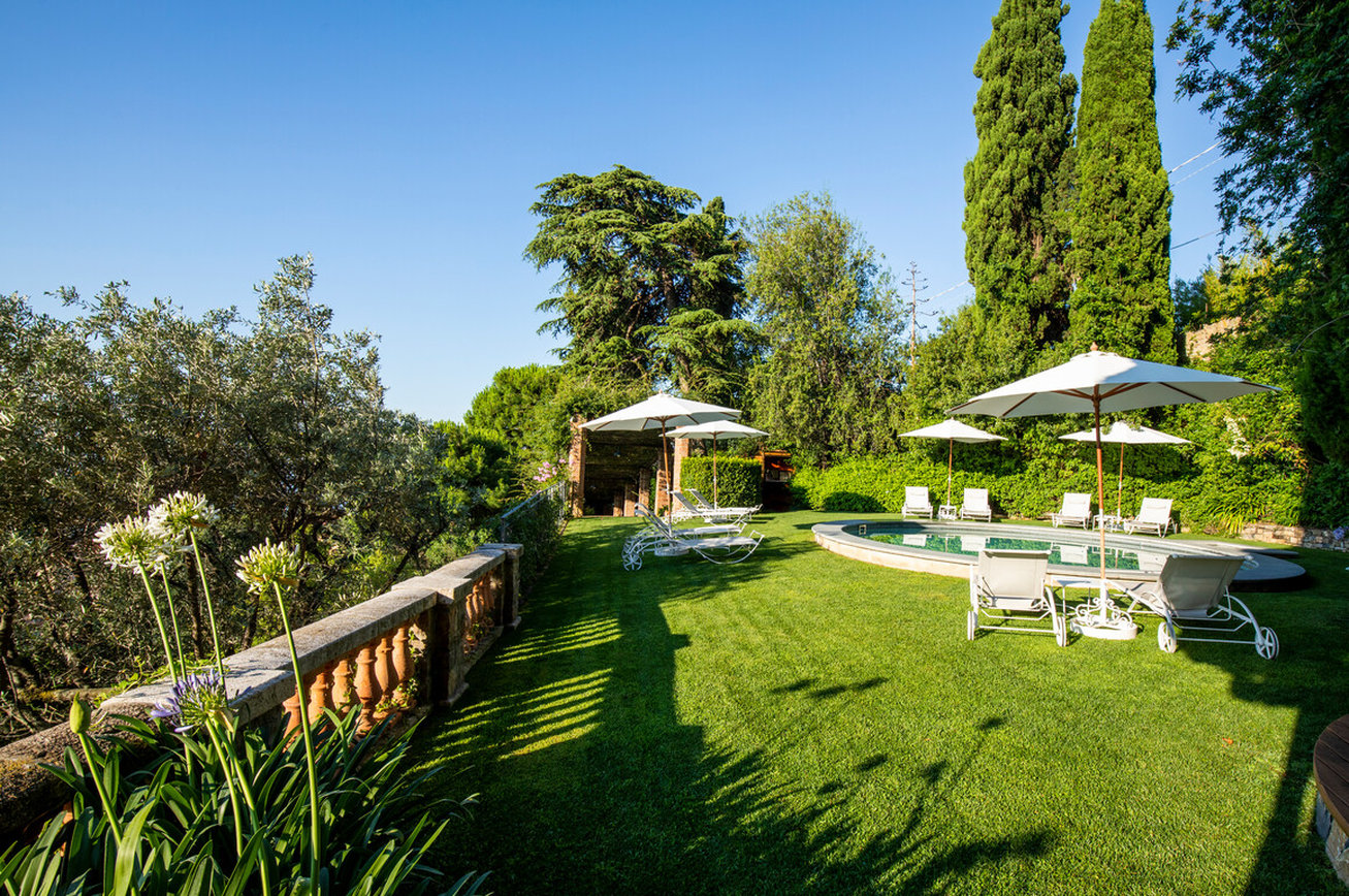 VILLA DELLA PERGOLA 77/83
