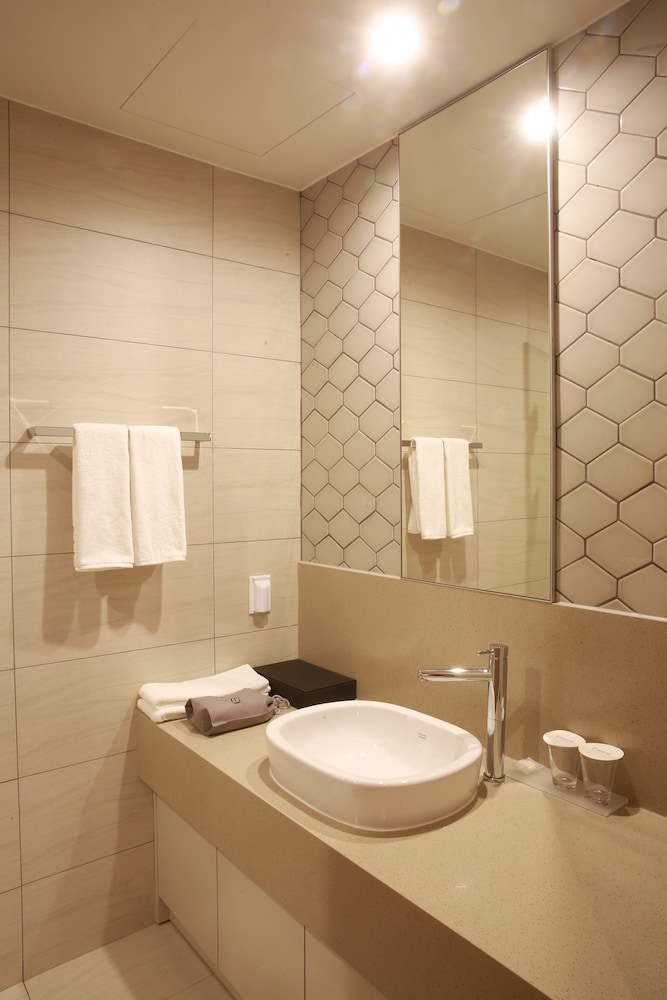 Hotel East9 65/69