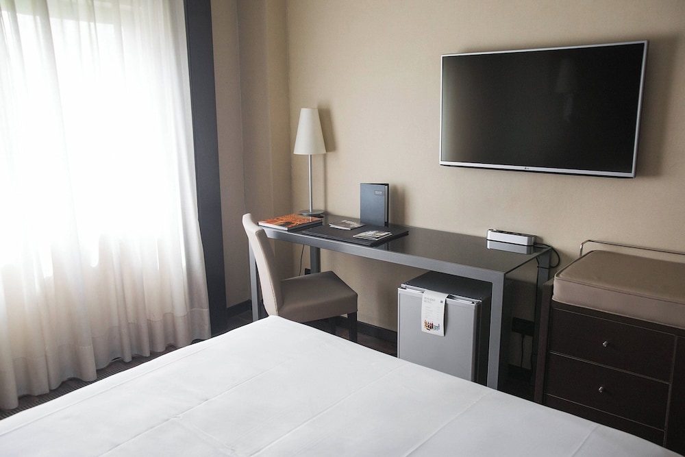 Ac Hotel By Marriott Zamora 44/50