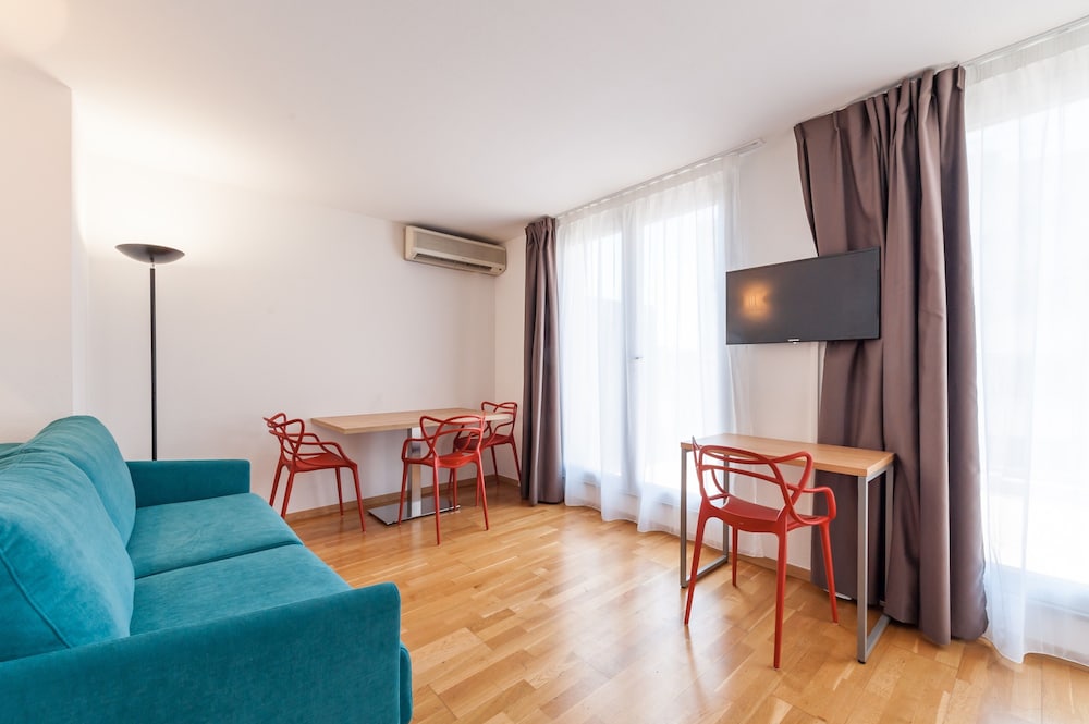 Residhotel Vieux Port 34/50