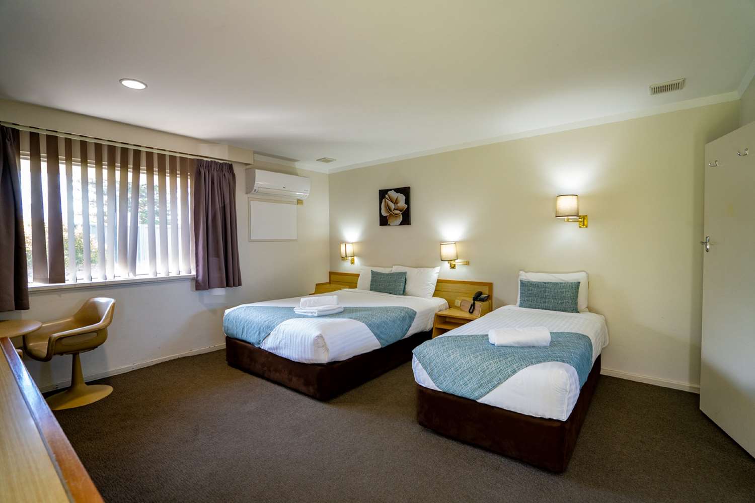 Hospitality Esperance, SureStay Collection by Best Western 6/74