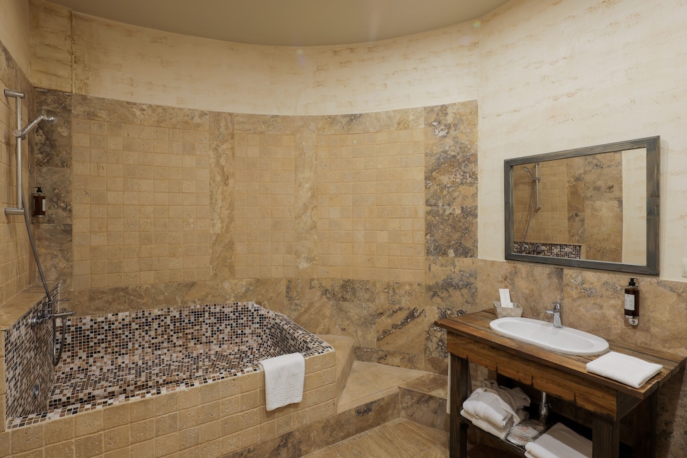 Apricot Hotel Yerevan 72/73