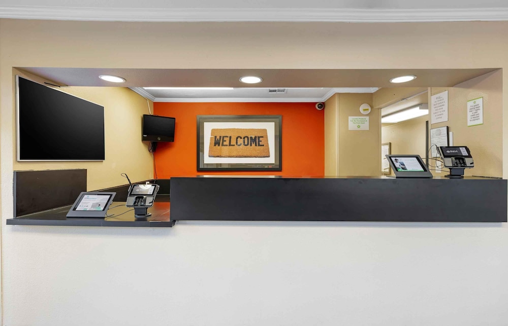 Extended Stay America Suites San Diego Fashion Valley 8/57