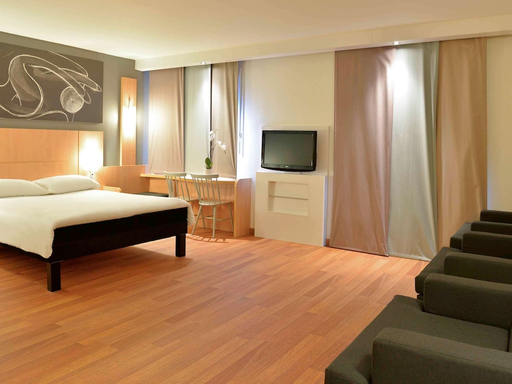 Ibis Macon Sud 31/68