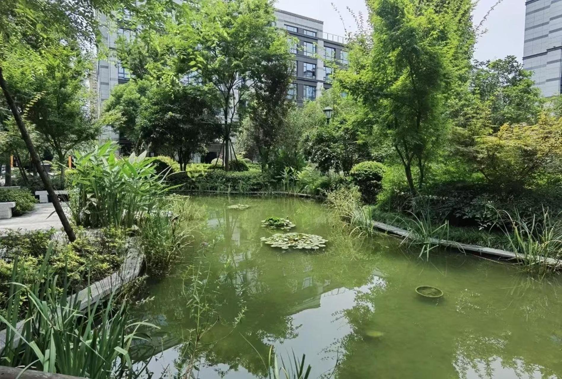Hangzhou West Lake Science and Technology Park Atour Hotel 50/56