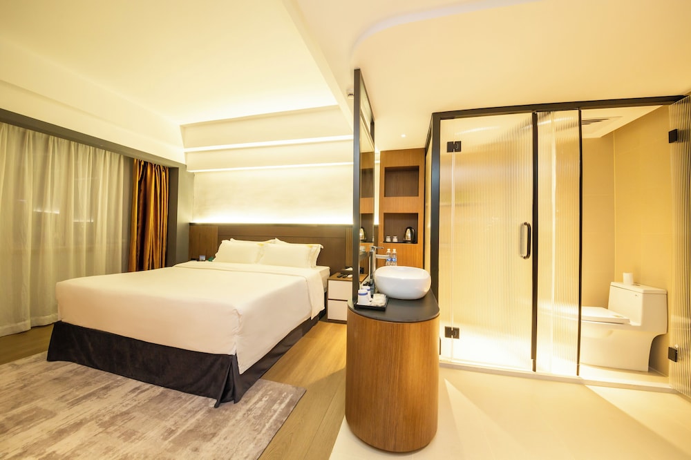 Zhuhai Jinguan Holiday Hotel 24/39