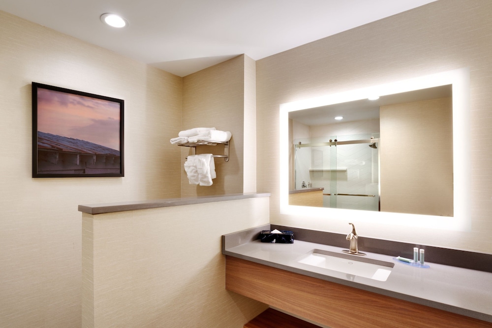 Fairfield Inn Lexington Park Patuxent River Naval Air Station 34/36