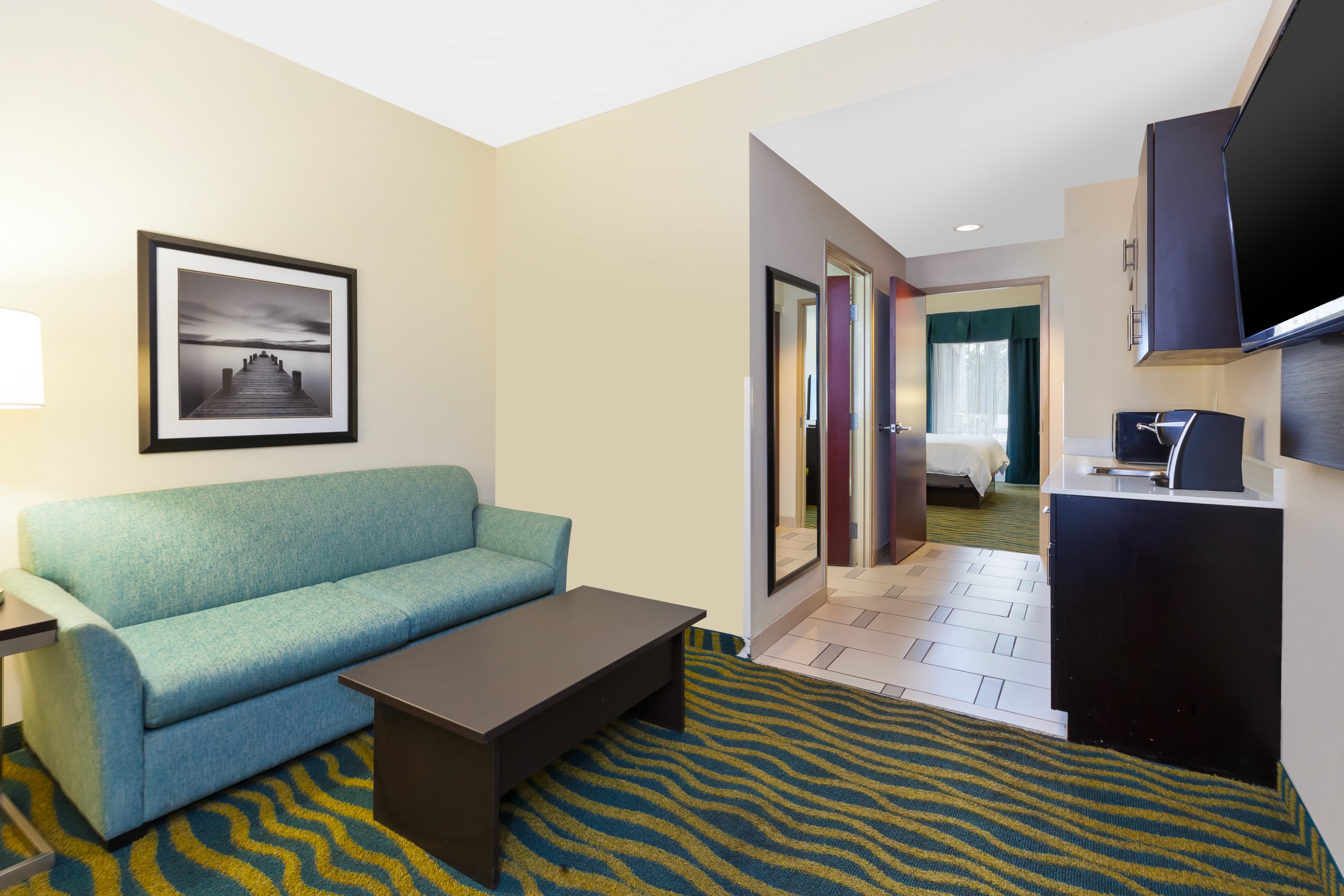 Holiday Inn Express Suites Southport Oak Island Area 38/58