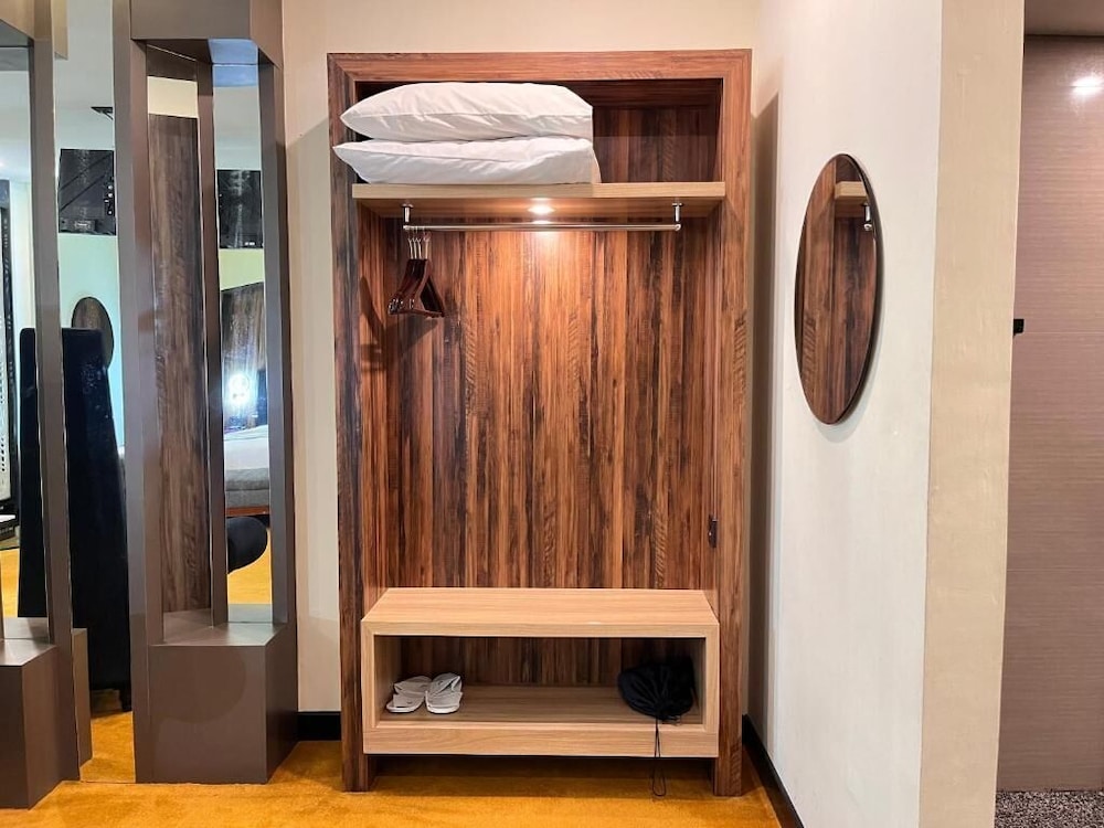 Oak Tree Urban Jakarta 39/71