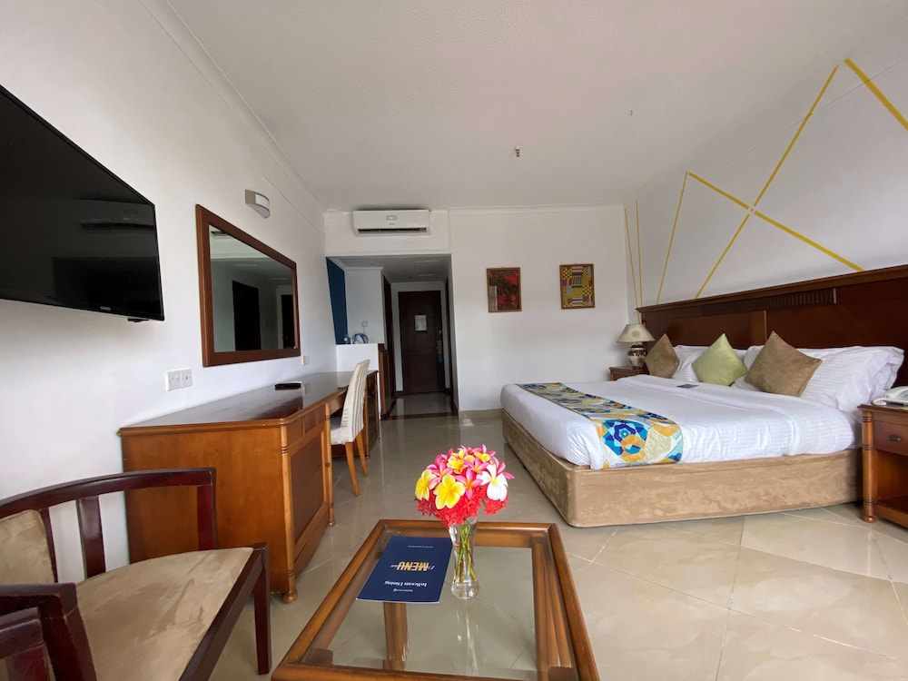 Golden Tulip Dar Es Salaam 26/71