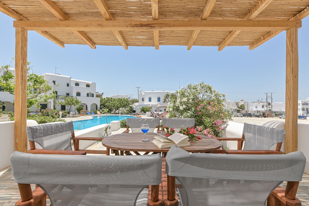 Naxian Queen Luxury Villas And Suites 50/77
