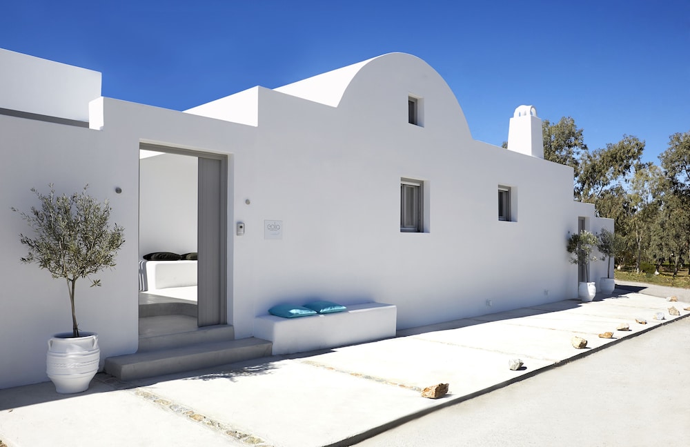 Eolia Kamari Villa 31/34