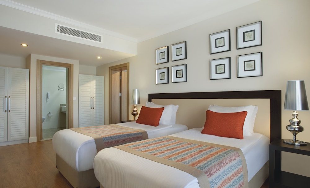 Akka Alinda Hotel 12/50