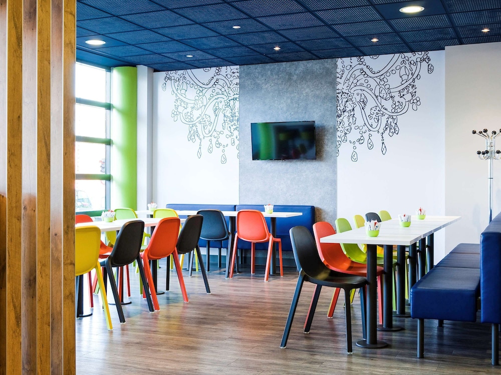 IBIS BUDGET PARIS PORTE DE PANTIN 42/64