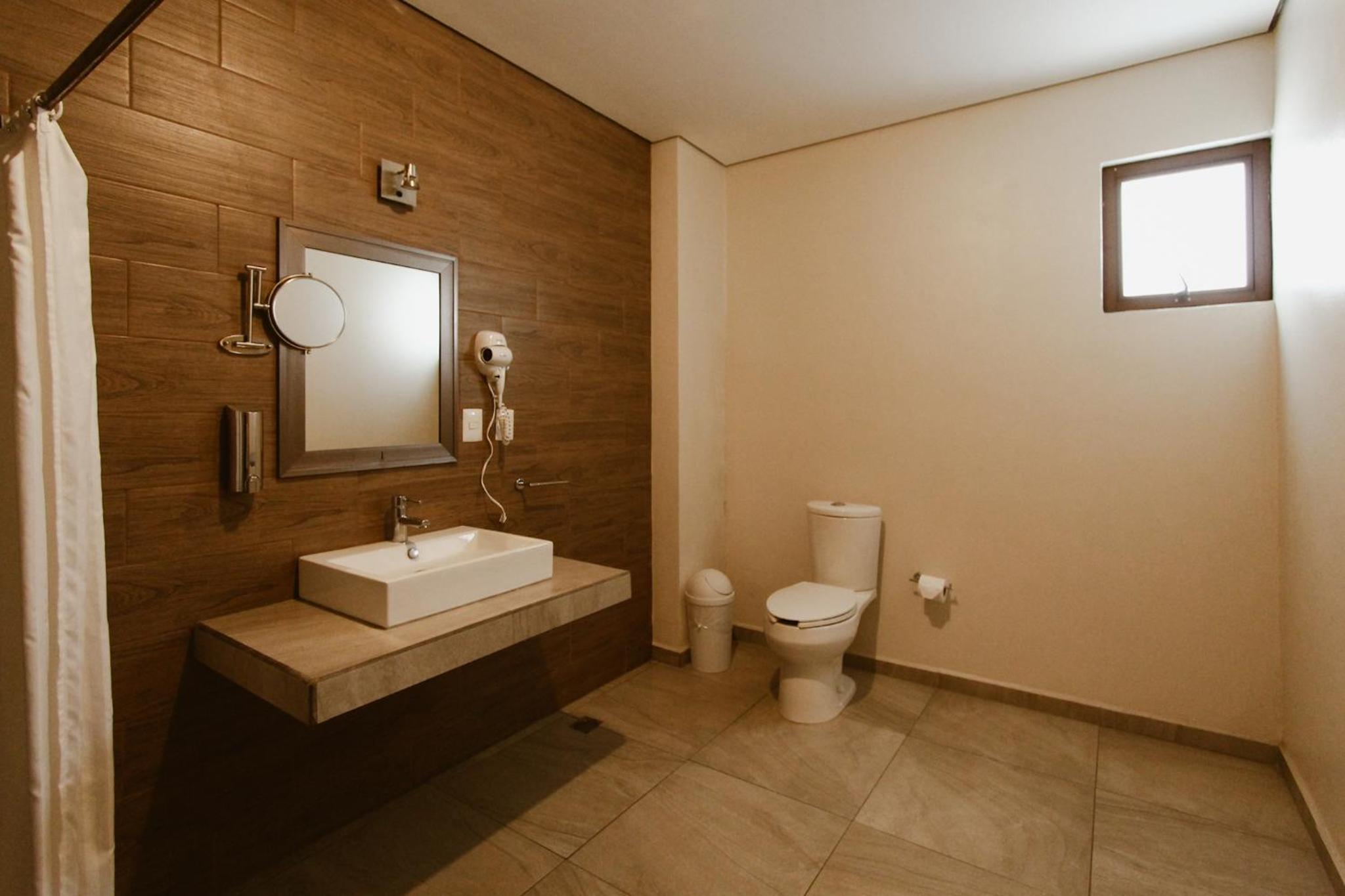 Hotel Guiva Aeropuerto 51/53