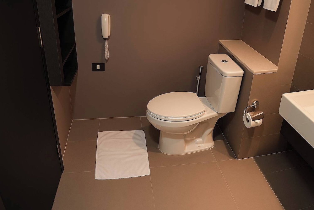 Aya Boutique Hotel Pattaya 46/48