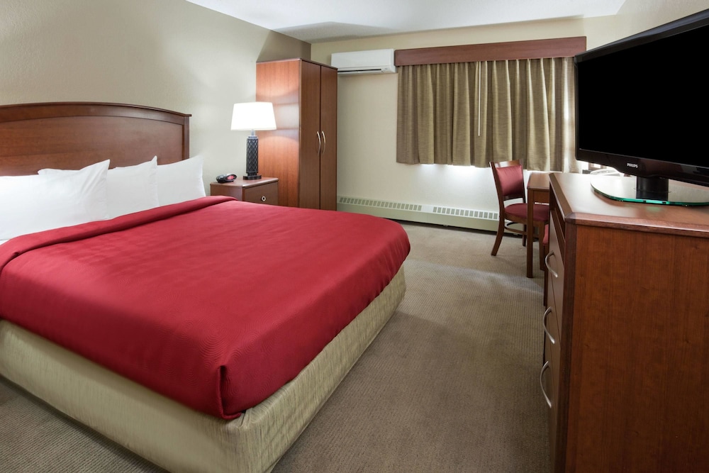 Americinn By Wyndham Roseau 7/53