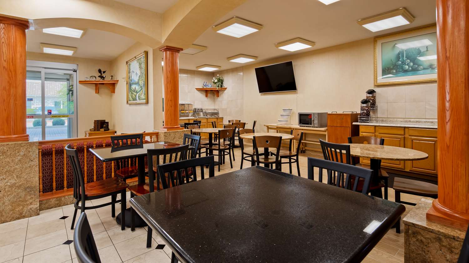Surestay Plus Hotel By Best Western Mesquite 9/10