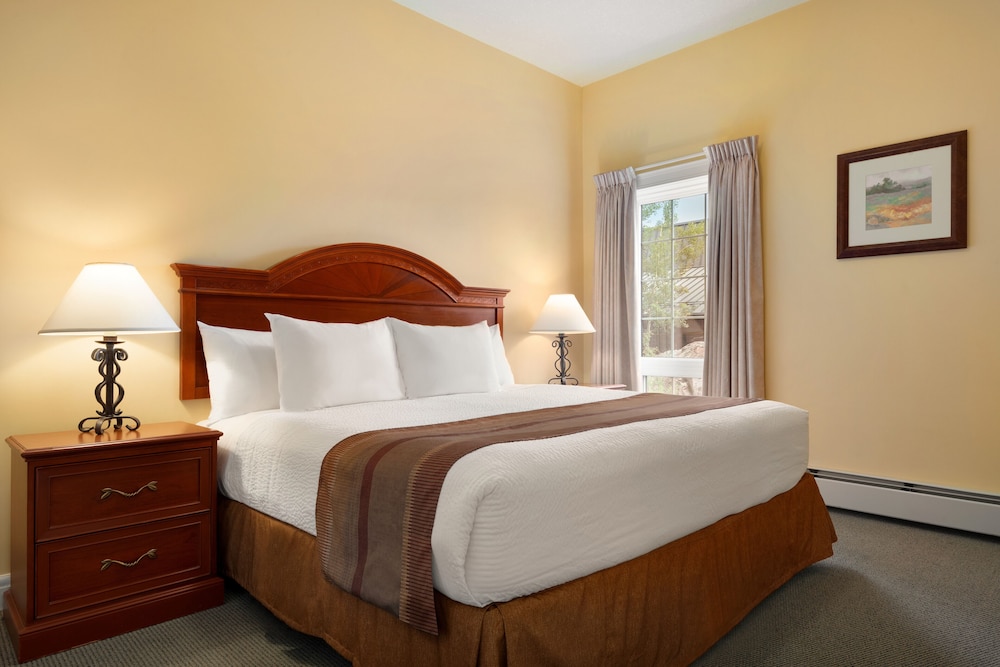 Stanton Suites Hotel Yellowknife 12/38