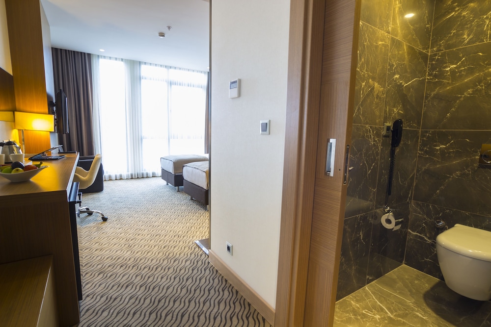 Aselia Hotel Trabzon 36/38