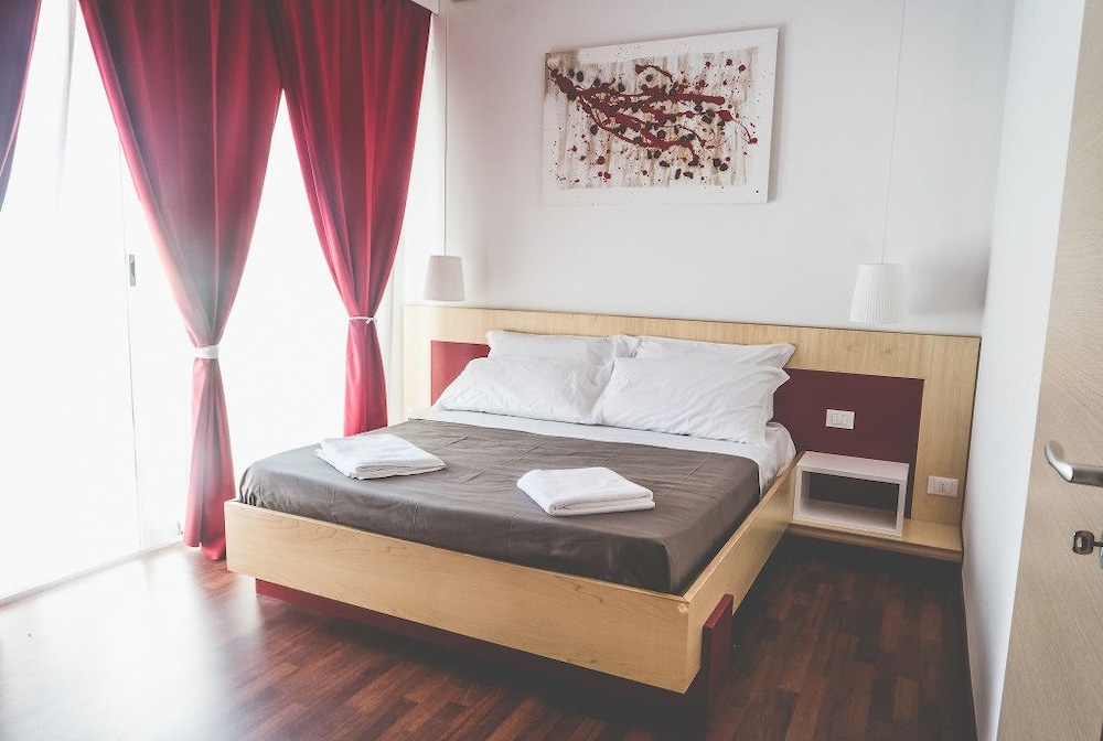 Bio Hotel Palermo 3/24
