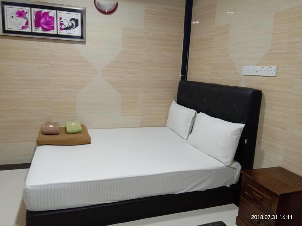 1 BEDROOM, STANDARD, DOUBLE BED