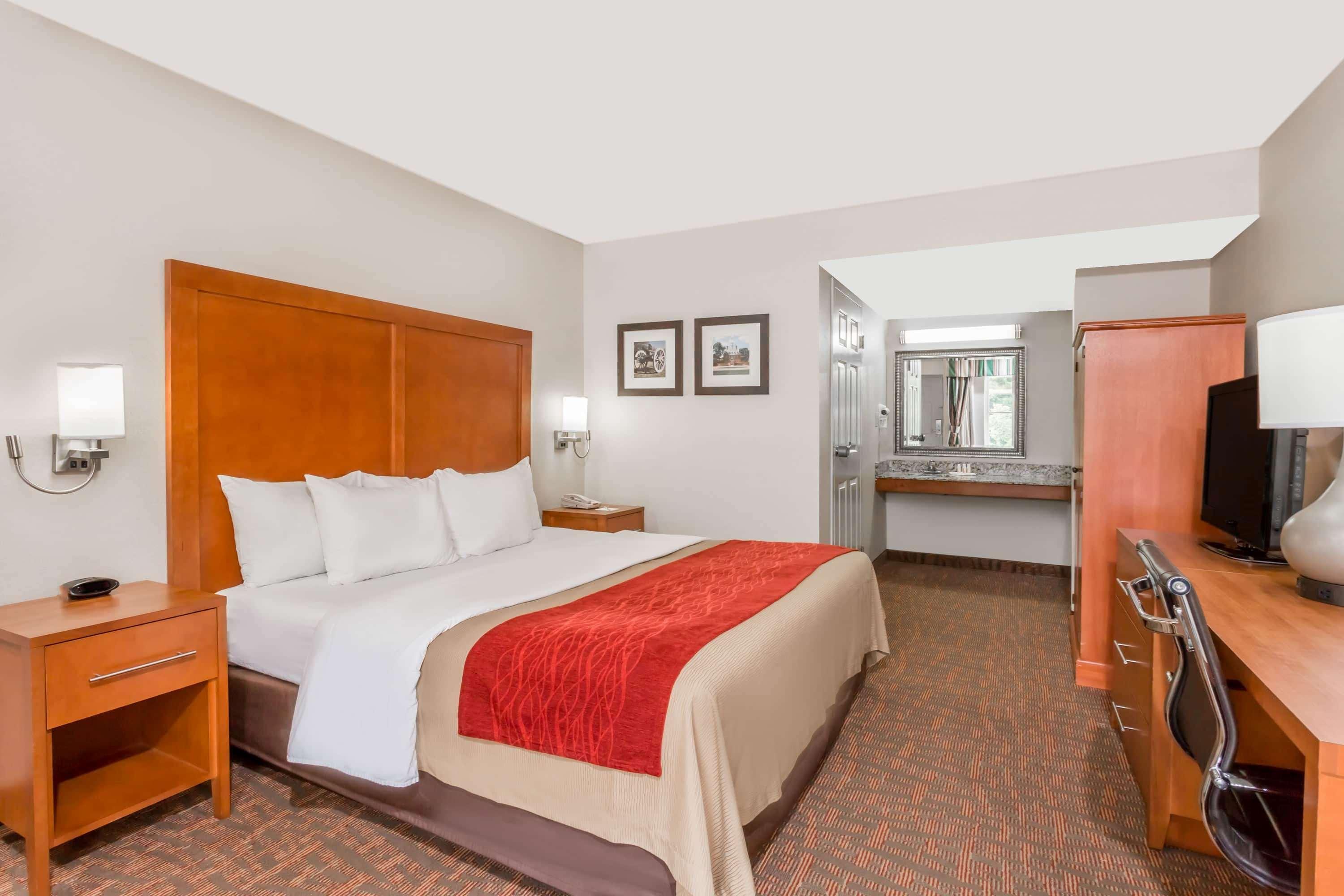 Days Inn by Wyndham Williamsburg Historic Area 5/17