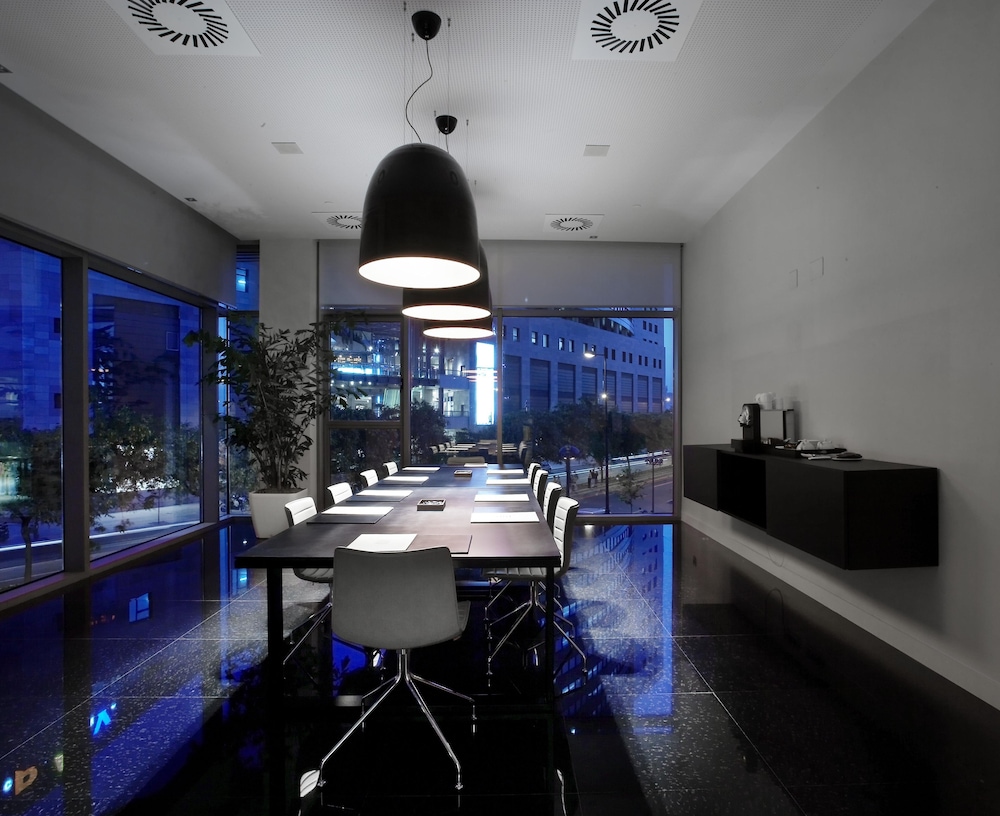 Primus Valencia Hotel 64/74