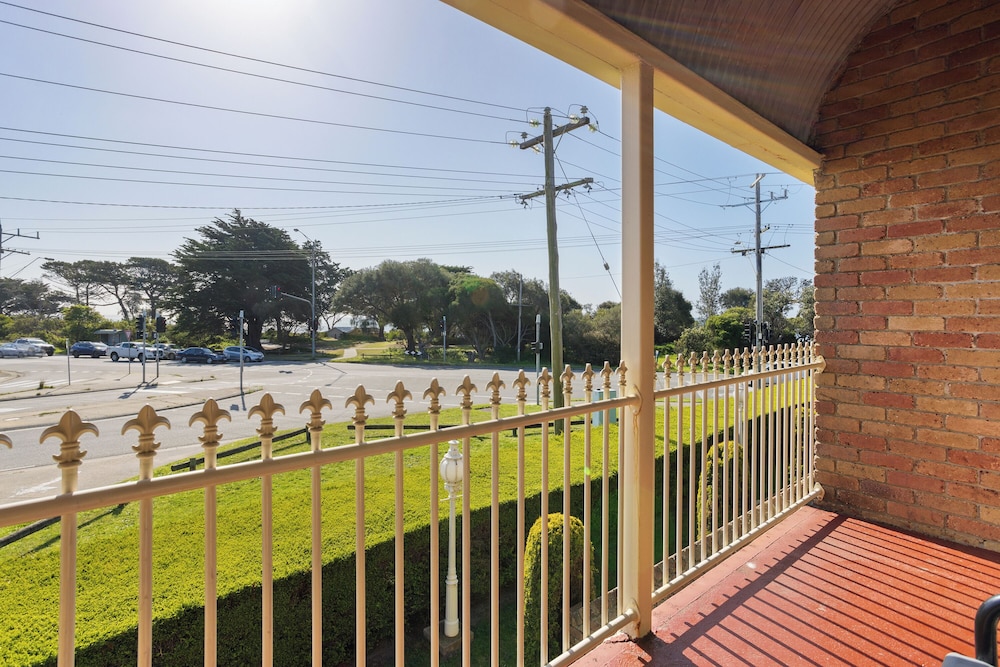 Bayview Motel Rosebud 34/60