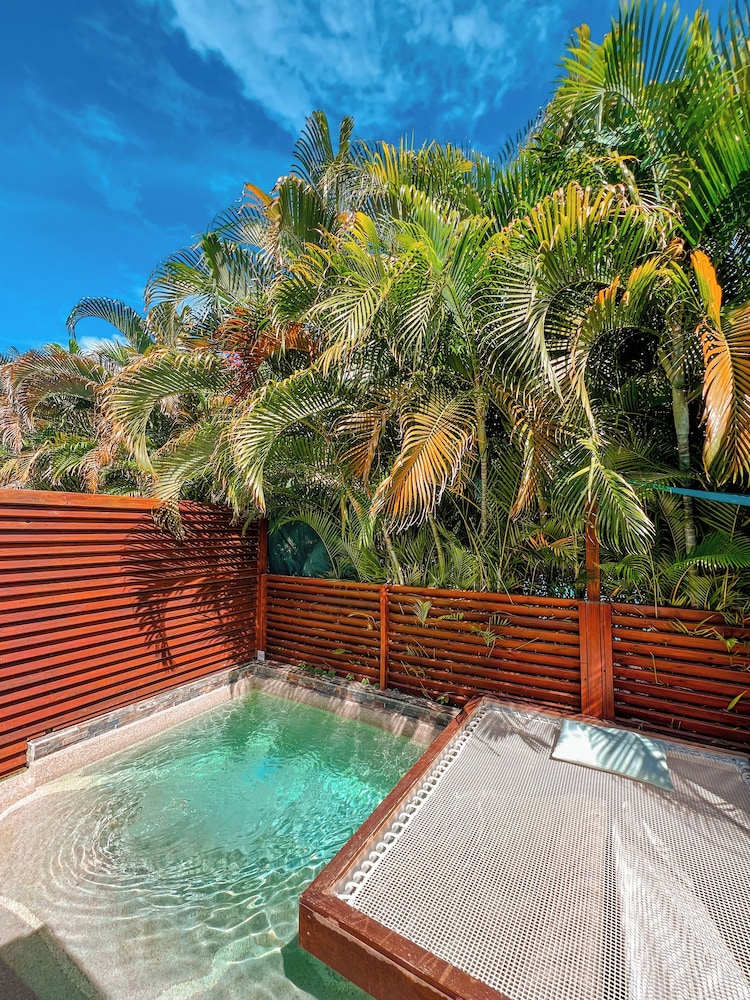 Kawan Bay Suites 48/50