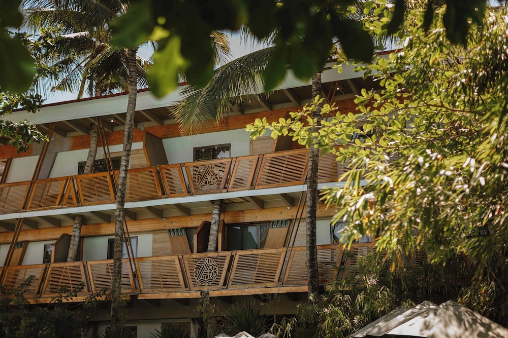 Asmara Urban Resort and Lifestyle Village Powered by ASTON in CEBU